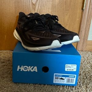 Women's Hoka Clifton9 Black Size 9